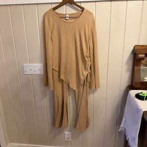 It's Ribbed Tan Asymmetrical Top and Flare Pants Lounge Set, Size 2X, NWOT